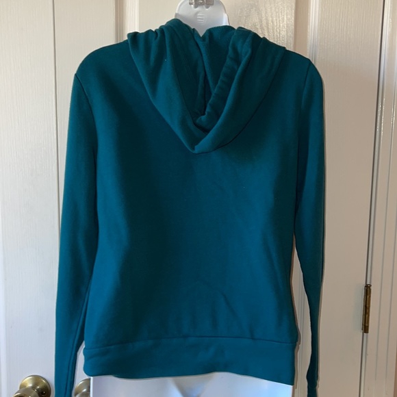 K27 PINK Victoria’s Secret hoodie - Picture 2 of 3